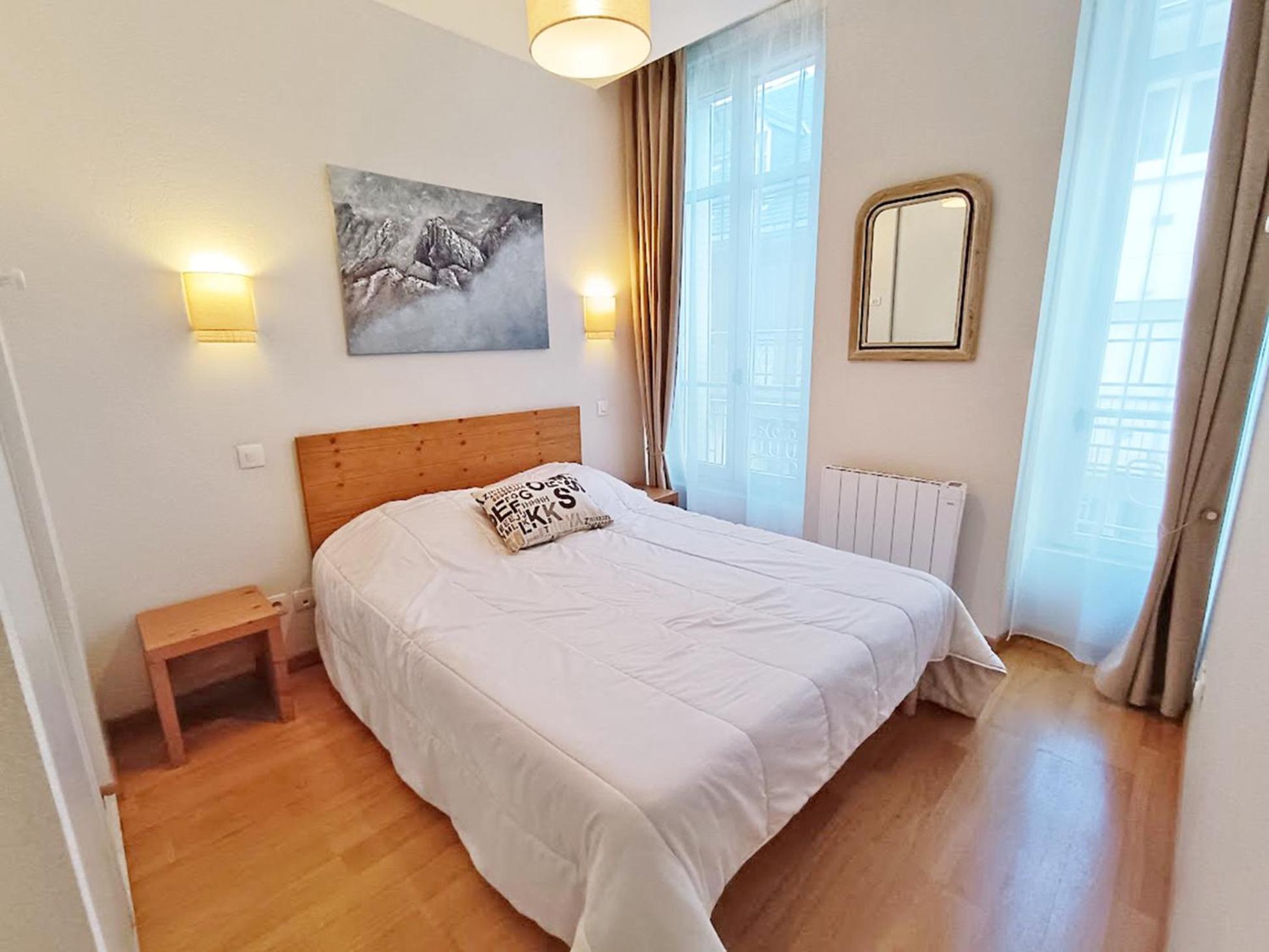 L'Eterlou, T3, Centre Luchon, Wifi, Casier A Skis, Ascenseur, 6 Personnes Bagnères-de-Luchon Exterior foto